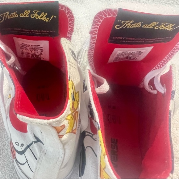 Converse All Star Women High-tops Chuck Looney Tunes Theme Size 7 - Picture 6 of 9